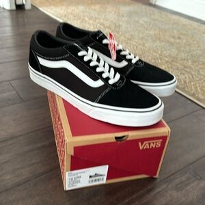 Vans sneakers - NEW